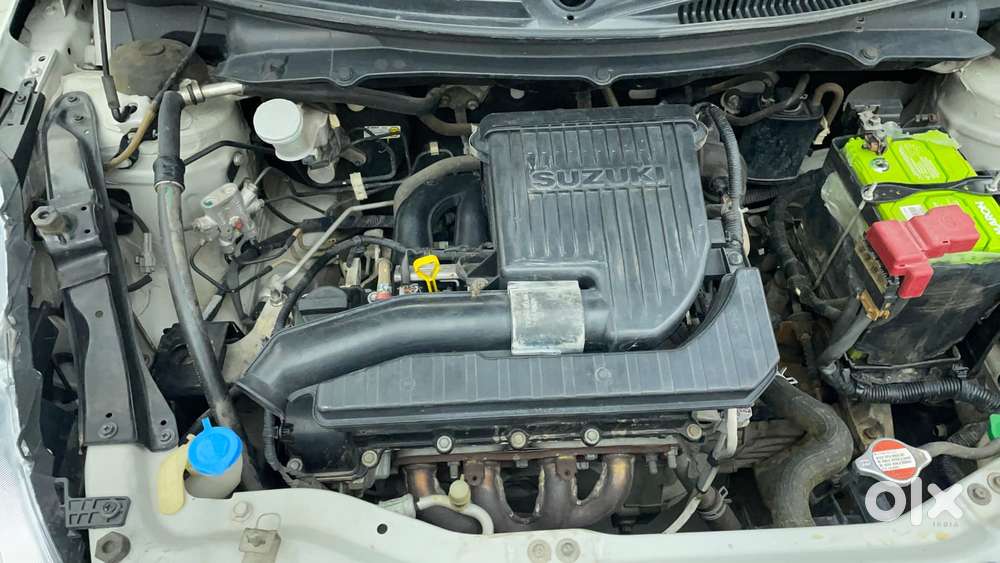 Maruti Suzuki Swift Vvt Vxi, 2016, Petrol