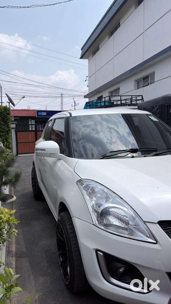 Maruti Suzuki Swift 2015 Petrol Well Maintained