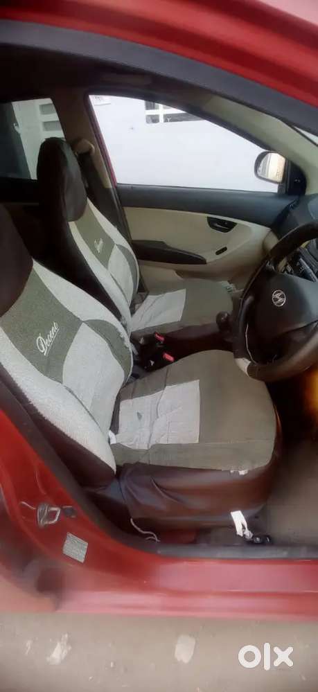 Hyundai Eon Era Petrol Automatic 2012