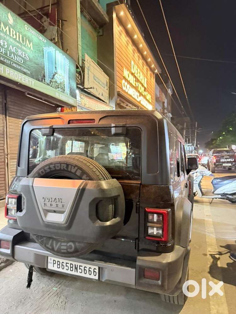 Mahindra Thar Roxx 2025 Diesel Well Maintained