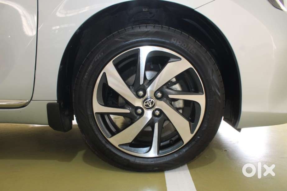 Toyota Glanza 1.2 V Amt, 2023, Petrol