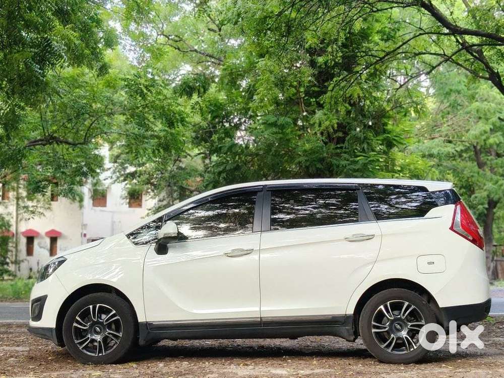 Mahindra Marazzo 1.5 M6 Plus 7 Str, 2021, Diesel