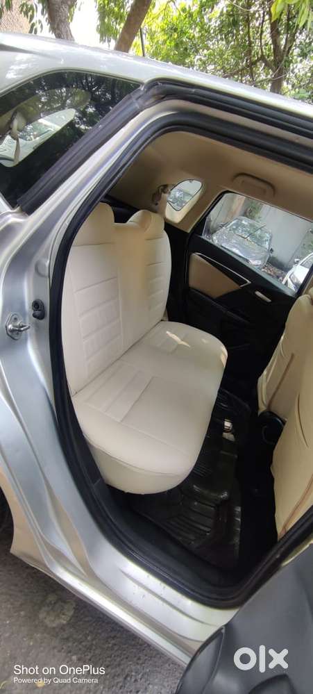 Honda Jazz V Mt Privilege, 2015, Petrol