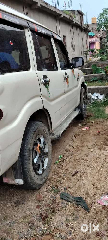 Mahindra Scorpio Lx 2012