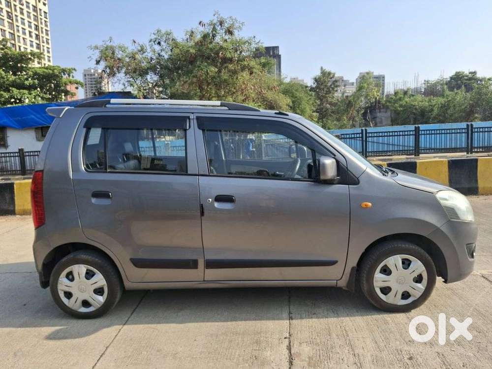 Maruti Suzuki Wagon R Vxi Amt1.2, 2017, Petrol