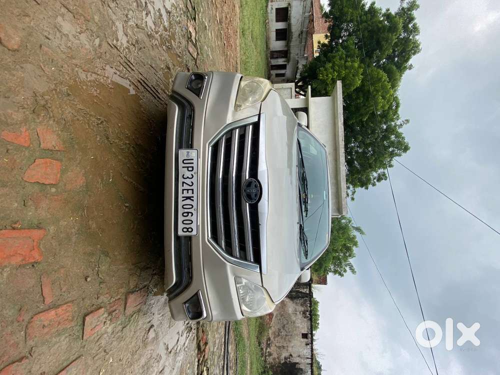 Toyota Innova 2.5 G 2012