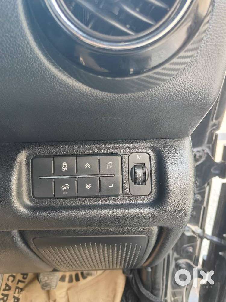 Mahindra Thar Lx Hard Top Petrol Mt 4wd, 2022, Petrol