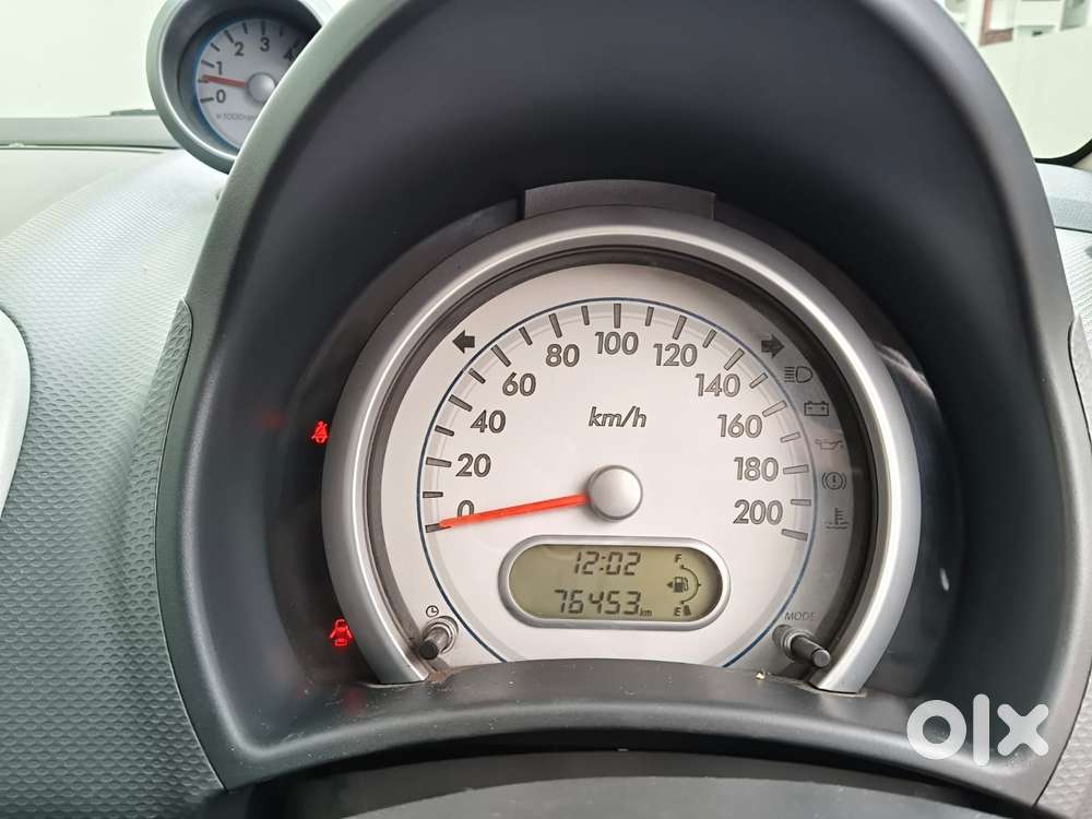 Maruti Suzuki Ritz Vxi, 2013, Petrol