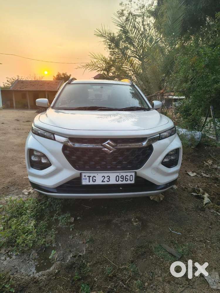 Maruti Suzuki Fronx 2024 Petrol Well Maintained