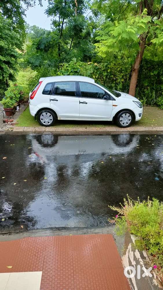 Ford Figo 2012 Petrol Manual