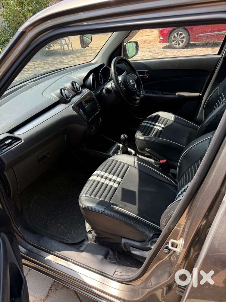 Maruti Suzuki Swift Vxi + Manual, 2023, Petrol