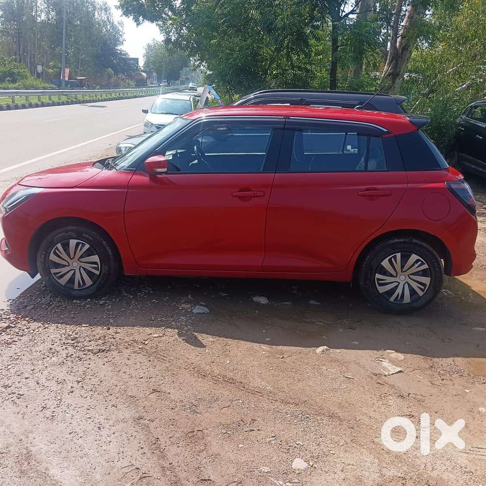 Maruti Suzuki Swift Vxi Optional, 2025, Petrol
