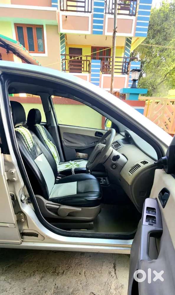 Tata Indica Vista Aqua 2009 Petrol