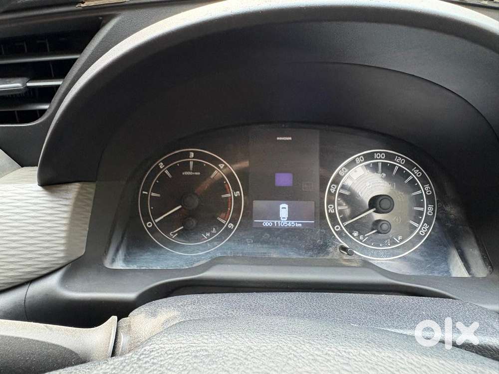 Toyota Innova Crysta 2.8 Gx At, 2016, Diesel