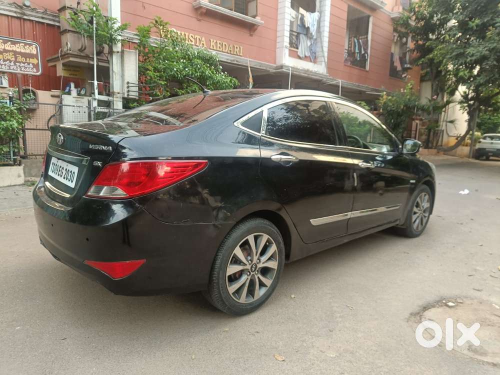 Hyundai Verna Fluidic 1.6 Crdi Sx, 2015, Diesel