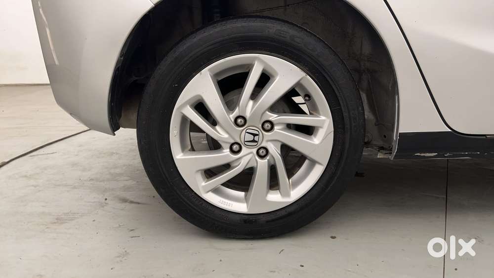 Honda Jazz [2020-2023] 1.2 V I-vtec Mt, 2017, Petrol