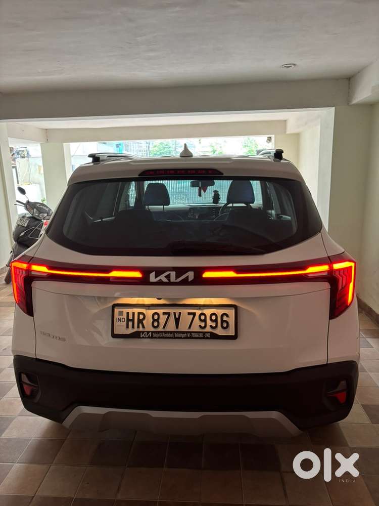 10th Month Old Kia Seltos Htk Optional