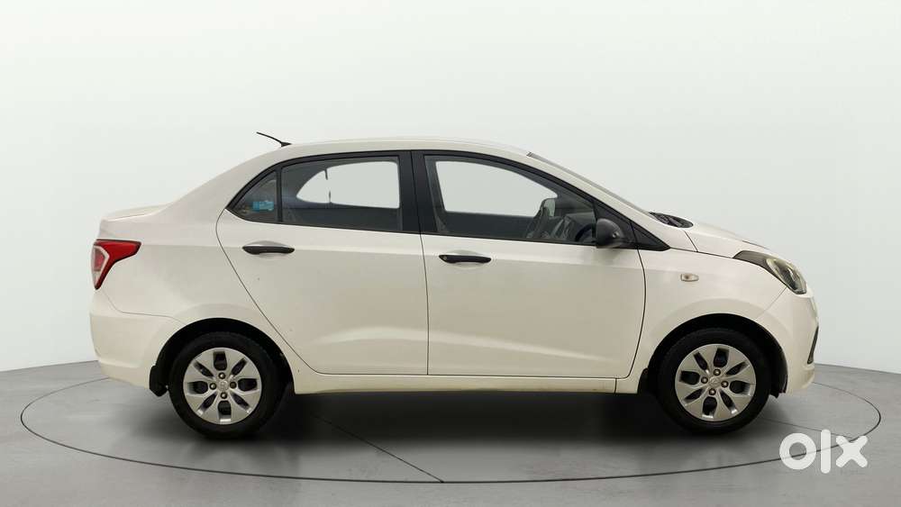 Hyundai Xcent Base 1.2, 2015, Petrol
