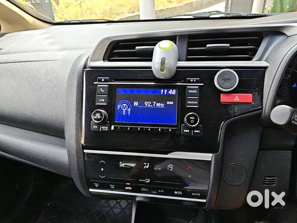 Honda Jazz 1.2 V Cvt (2016) – Automatic With Paddle Shifters