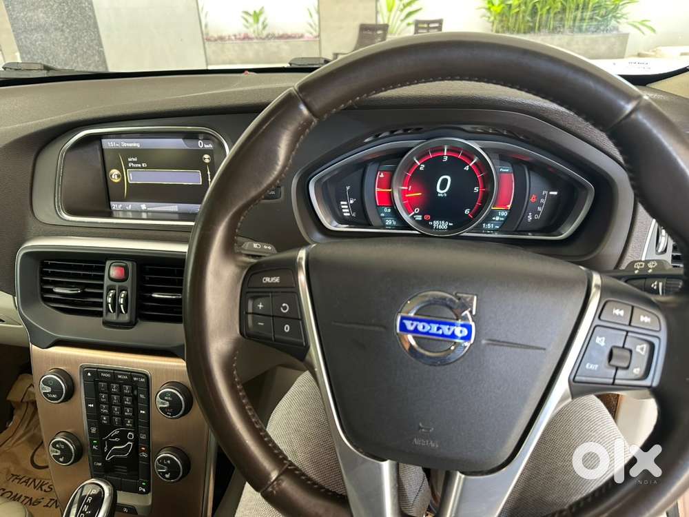 2014 Volvo V40 Cross Country Diesel Automatic