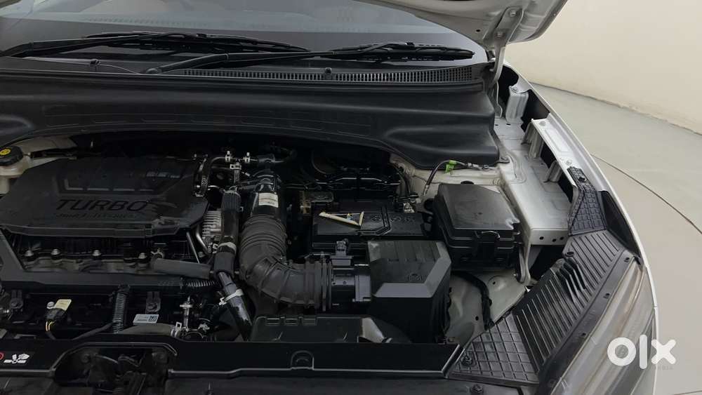 Hyundai Alcazar 1.5 Tdct Signature (o) 7s Petrol, 2023, Petrol