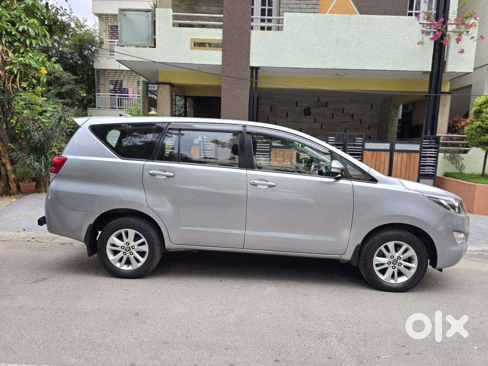Toyota Innova Crysta 2.4 Gx Mt, 2017, Diesel
