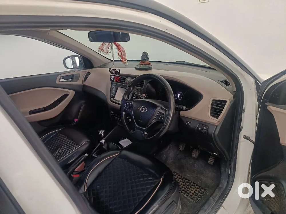Hyundai I20 2016 Petrol 80000 Km Driven