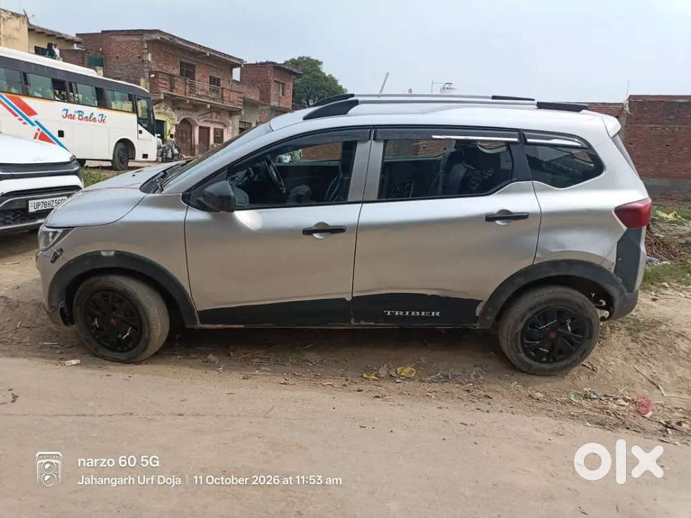 Renault Triber Rxe 2022 Year Car