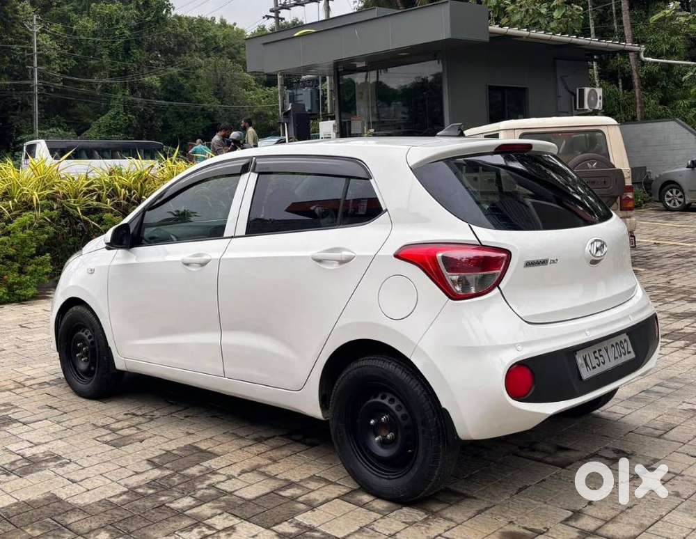 Hyundai Grand I10 Asta 1.2 Kappa Vtvt (o), 2014, Petrol