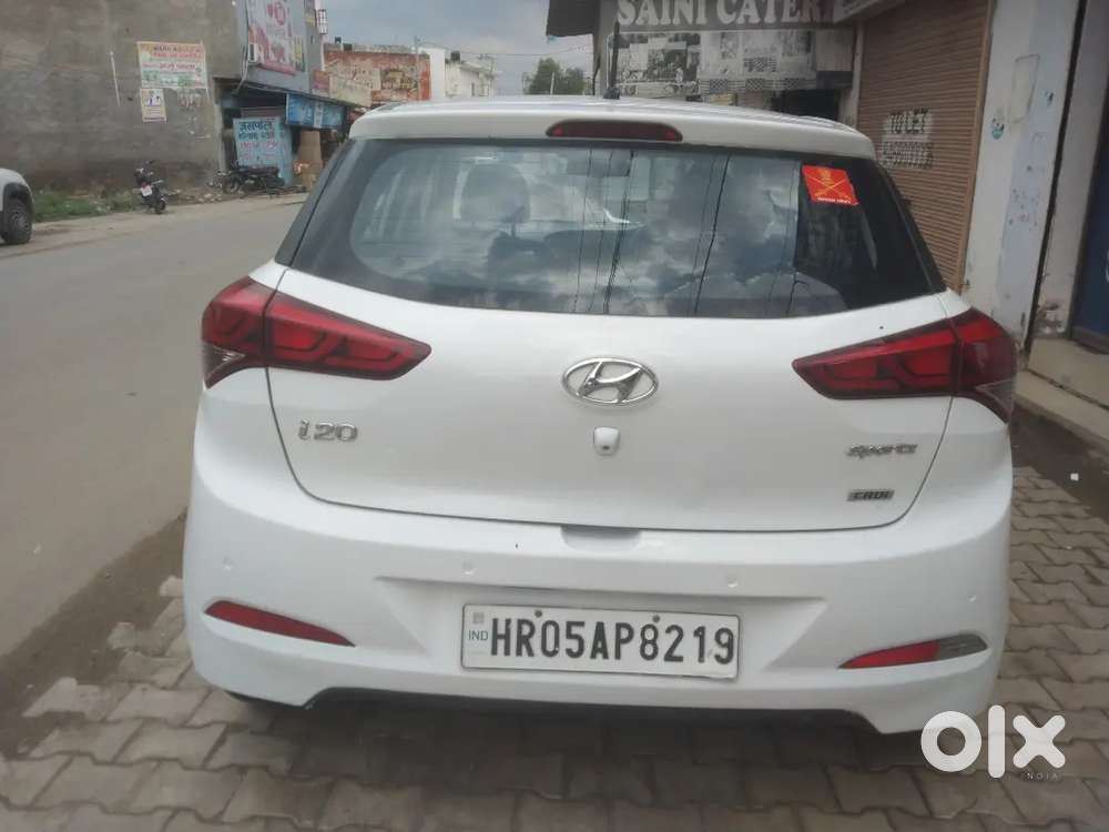 Hyundai Elite I20 2015 Diesel 88000 Km Driven