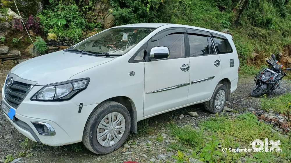 Toyota Innova 2013 Diesel 200000 Km Driven