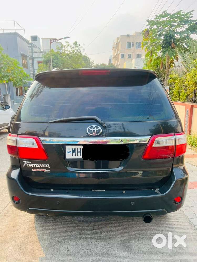 Toyota Fortuner Diesel Manual 2011