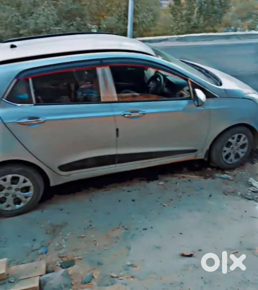 Hyundai Grand I10 Sportz 2014 Diesel Car