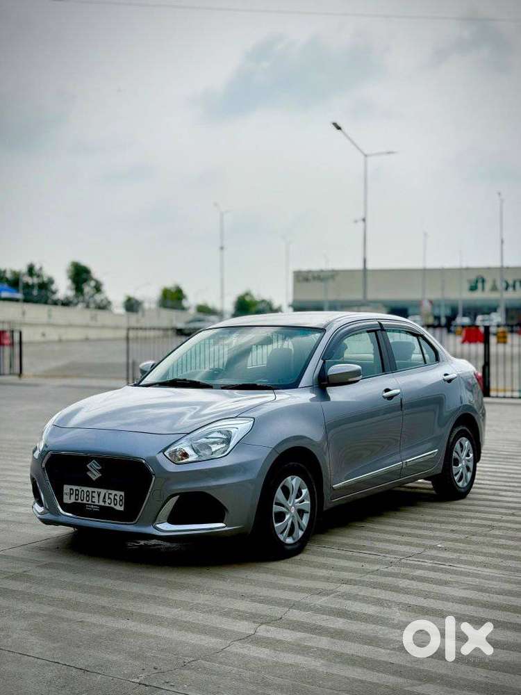 Maruti Suzuki Dzire 1.2 Vxi, 2022, Petrol