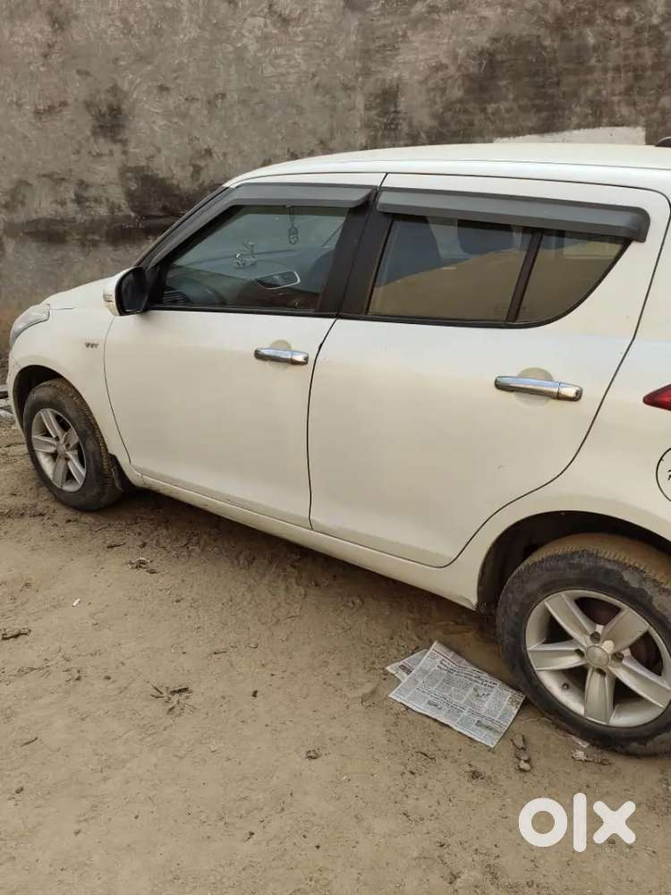 Maruti Suzuki Swift 2015 Petrol 87000 Km Driven
