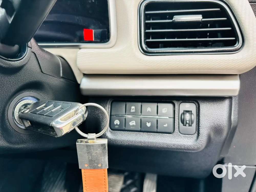 Mahindra Xuv700 2.2 Ax 5 Diesel At 7 Str, 2023, Diesel