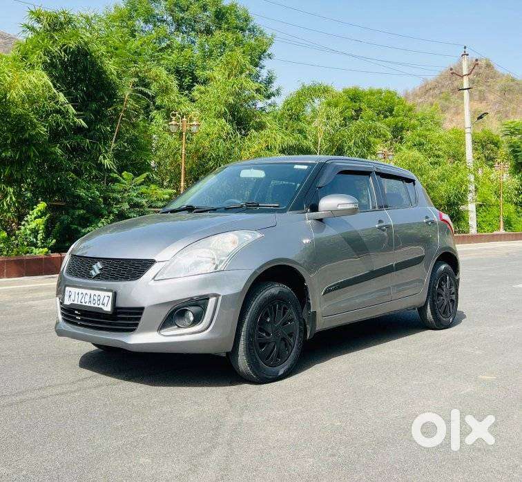 Maruti Suzuki Swift Vxi + Manual, 2017, Petrol