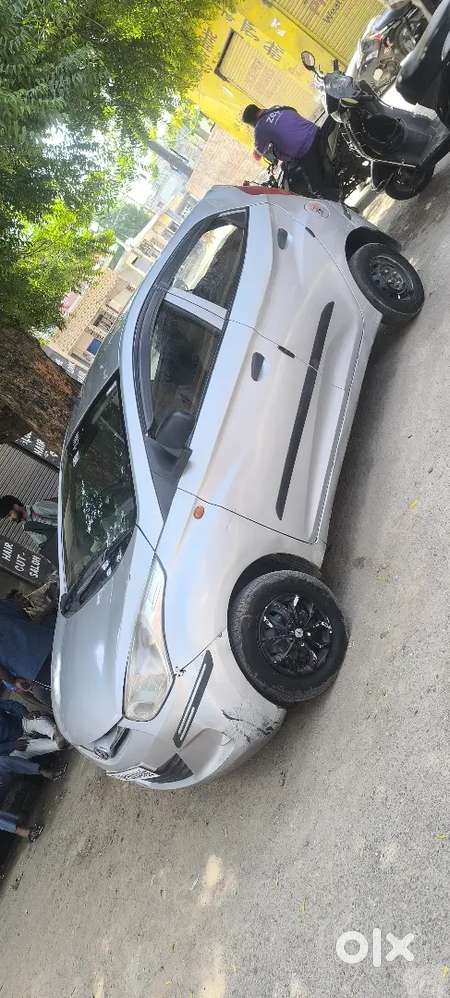 Hyundai Eon Era पेट्रोल 2012