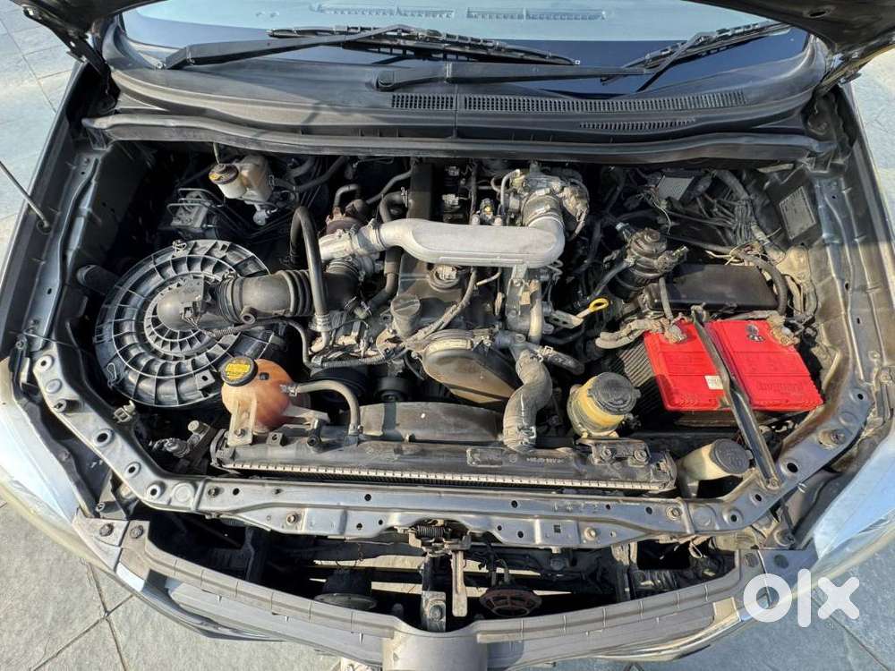 Toyota Innova 2.5 G (diesel) 8 Seater, 2014, Diesel