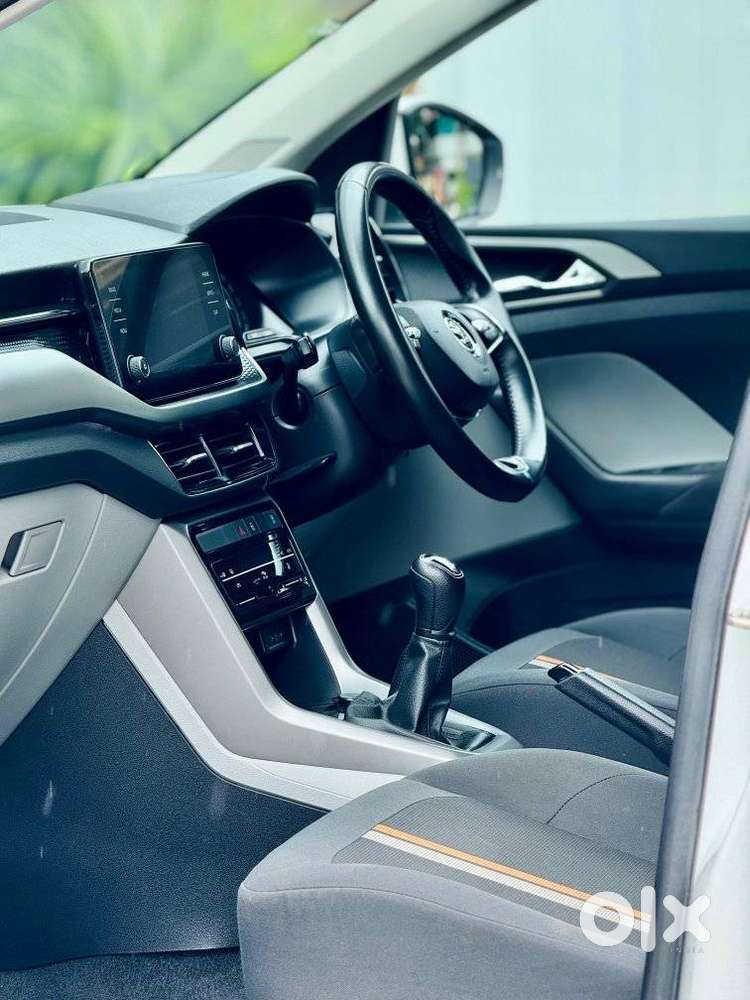 Skoda Kushaq Ambition 1.0l Tsi Mt, 2023, Petrol