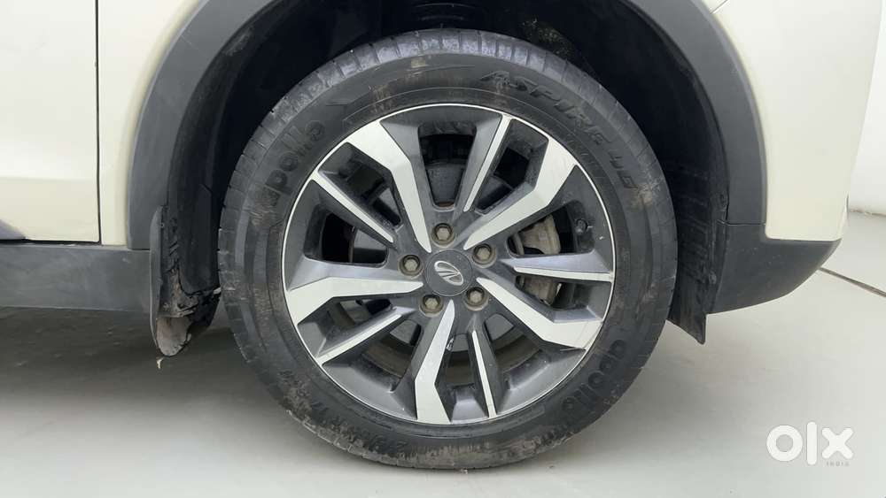 Mahindra Xuv300 W8 Option, 2020, Petrol