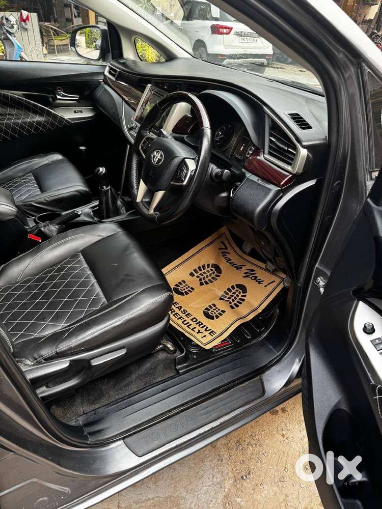 Kl 01 Innova Crysta 2.4 V Manual Diesel