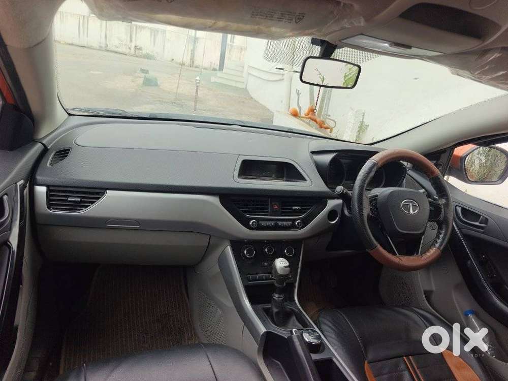 Tata Nexon 1.2 Revotron Xz Plus Dual Tone Roof, 2019