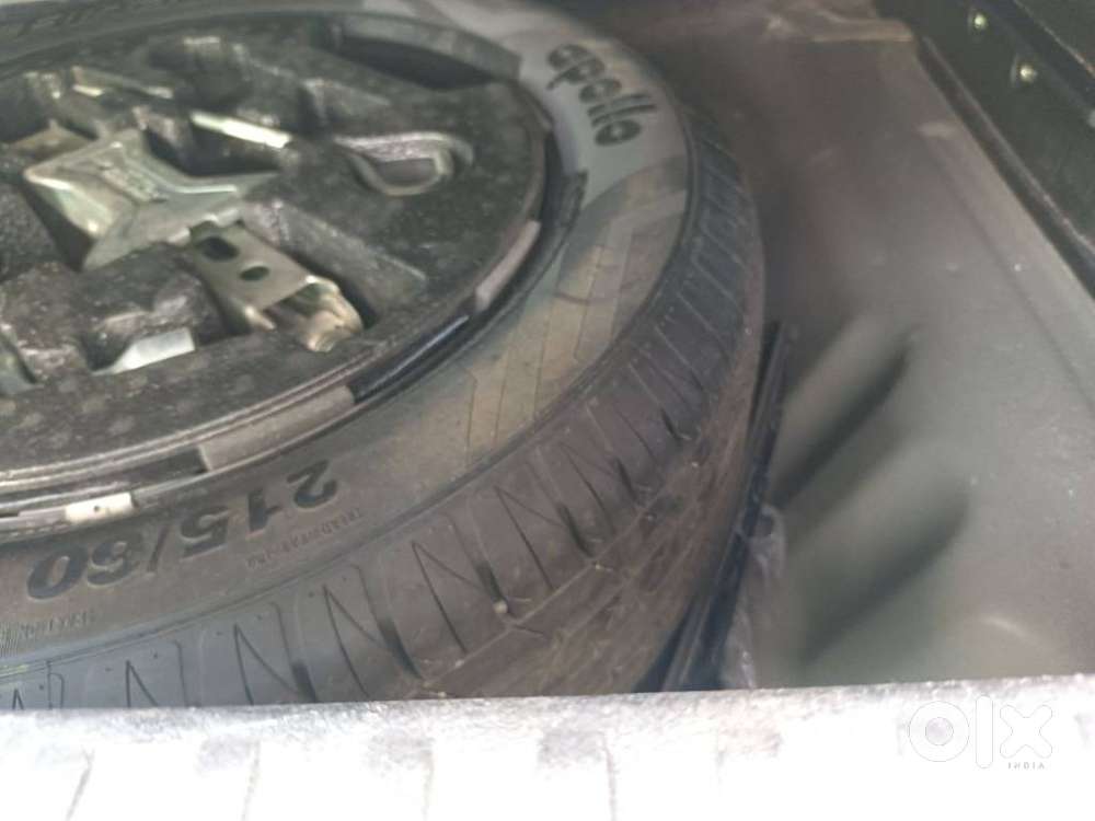 Maruti Suzuki Vitara Brezza 1.5 Zxi Plus Dual Tone, 2020, Petrol