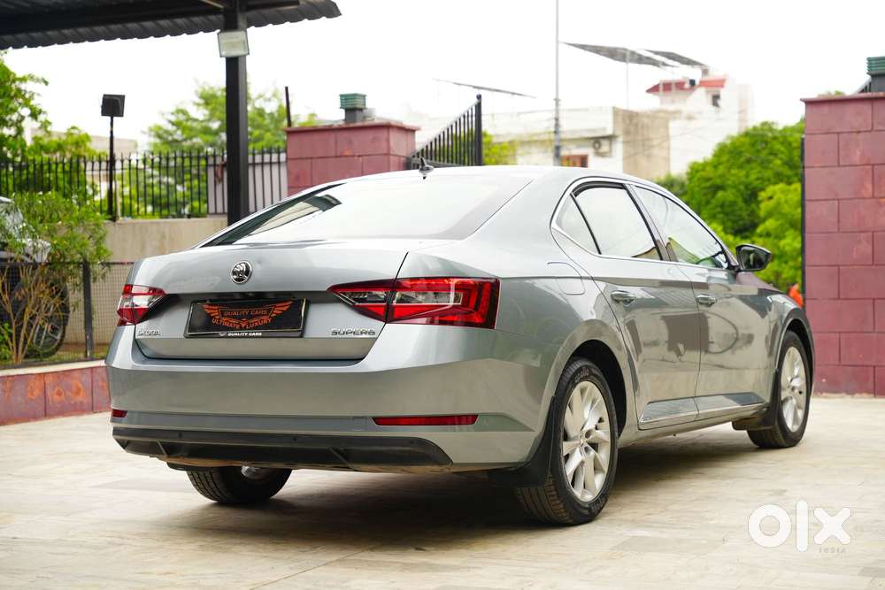 Skoda Superb Lk 1.8 Tsi At, 2018, Petrol