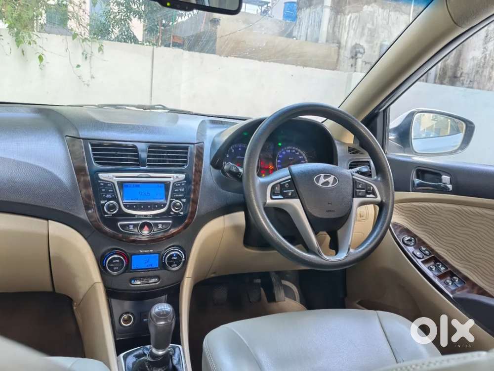 Hyundai Verna 1.6 Ex Vtvt, 2013, Petrol