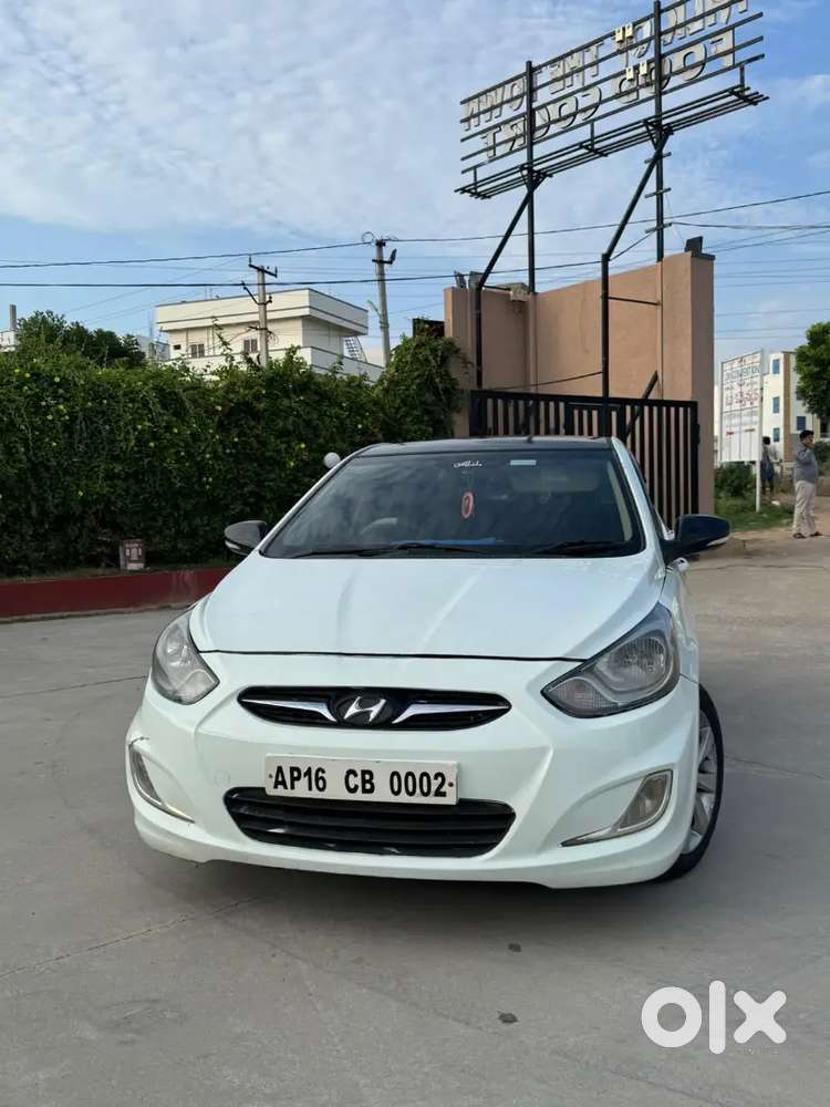Hyundai Verna Fluidic 1.6 2011