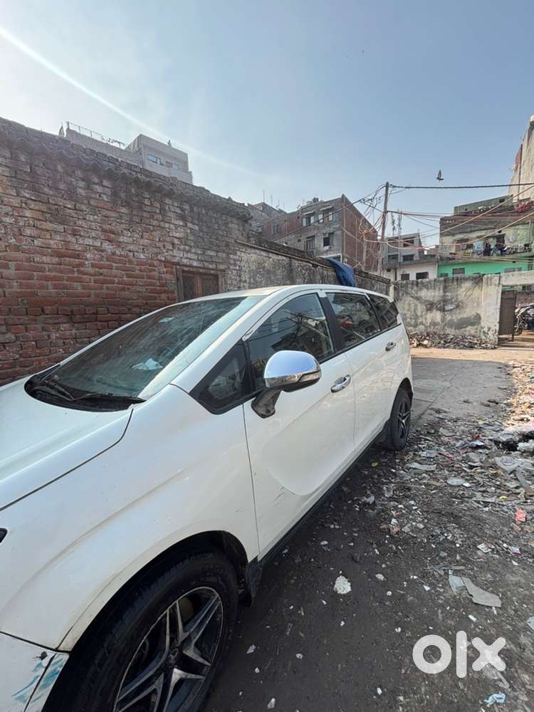 Mahindra Marazzo 2018 Year