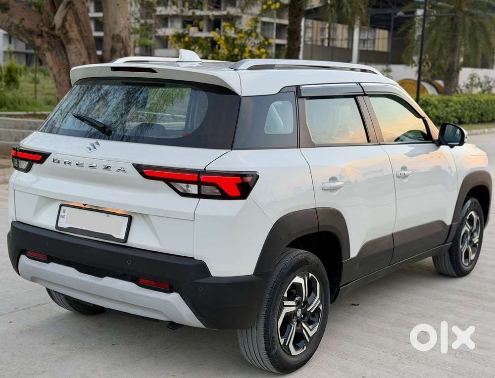 Maruti Suzuki Brezza 1.5 Zxi Plus Smart Hybrid, 2023, Petrol