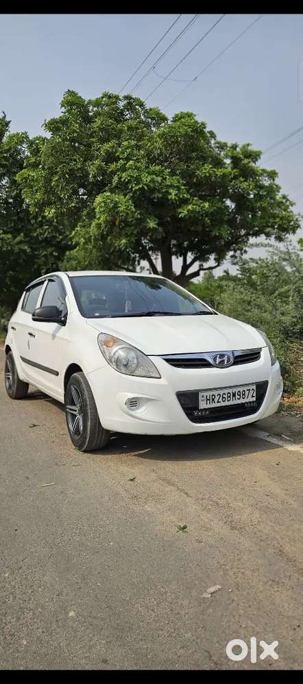 Bhai Gadi M Koi Kami Nhi Hai New Sit Cavar H Or New Tyar All Ok H